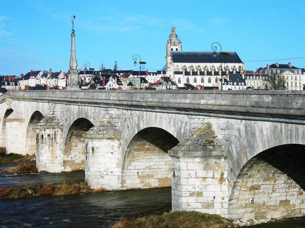 Novotel Centre Val De Loire 4*