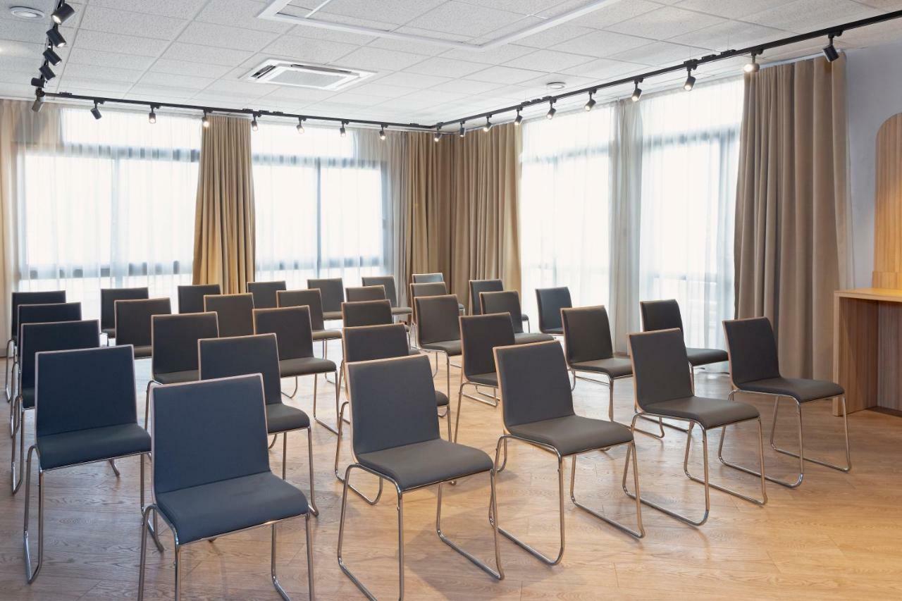 Novotel Centre Val De Loire 4*